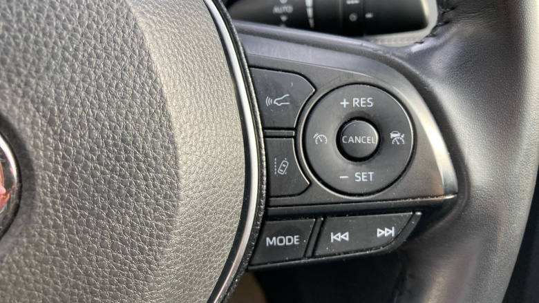 Toyota RAV4 2.5 VVT-i Hybrid Design 5dr CVT 2WD Hybrid Estate